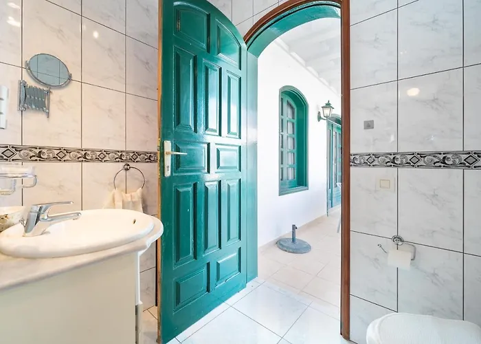 Milan פוארטו דל כרמן